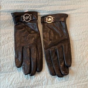 Michael Kors gloves